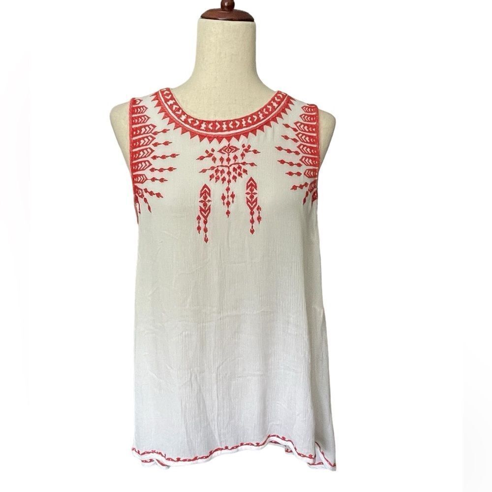 For the Republic white with red embroidered hi-lo tank top size medium